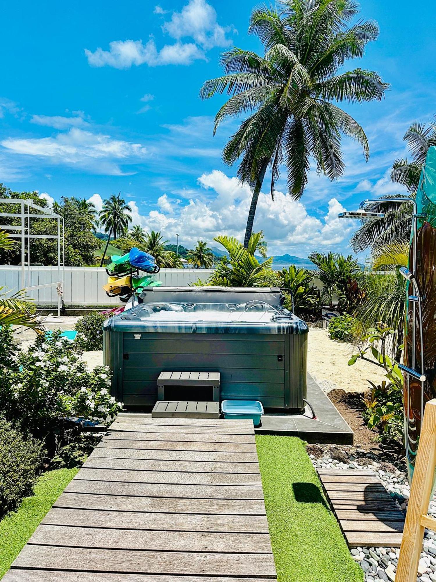 Pension Irivai, Appartement Uo Uo 3 Chambres Vue Mer Uturoa Exteriör bild